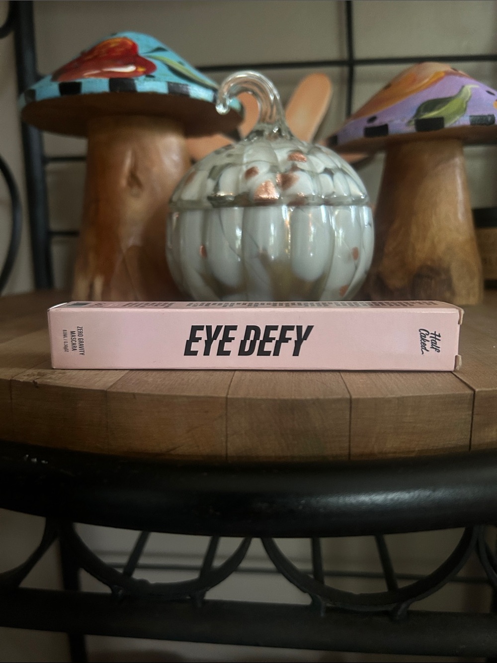 Eye Defy Eyeliner — HUDA BEAUTY Pink Box